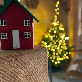 D6BBC4C3-7EFC-4353-A323-782F216A2A12